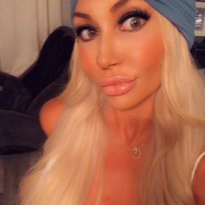 Meet your Posher, Candice